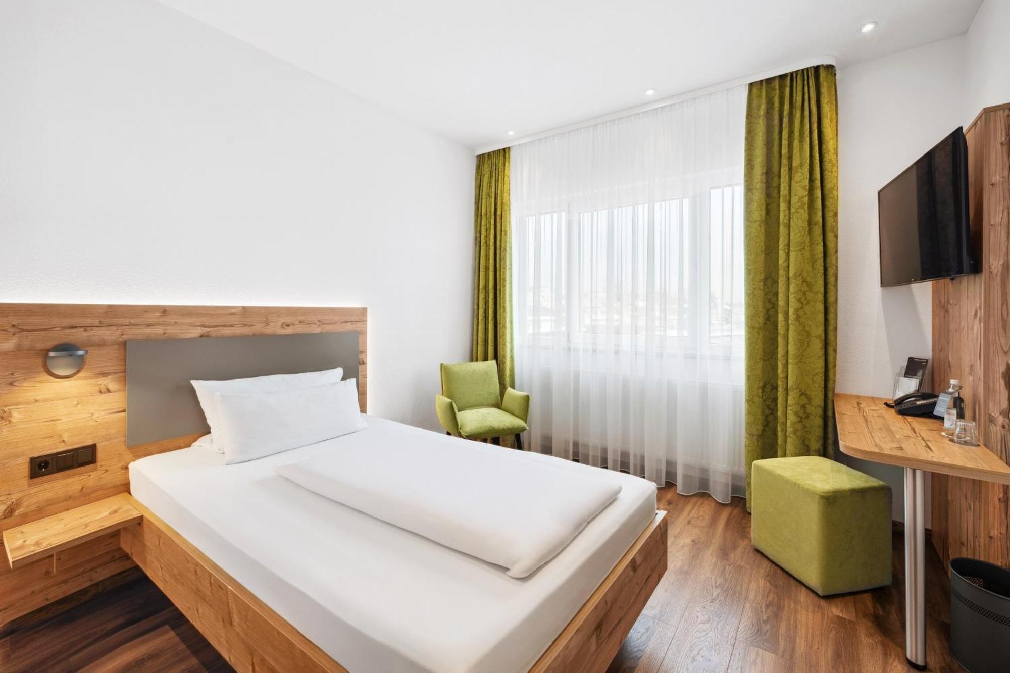 Hotel Zeppelin 라우파임 외부 사진