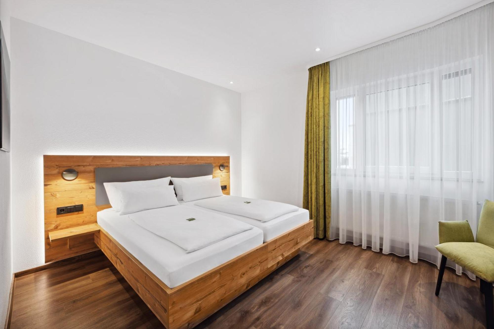 Hotel Zeppelin 라우파임 외부 사진